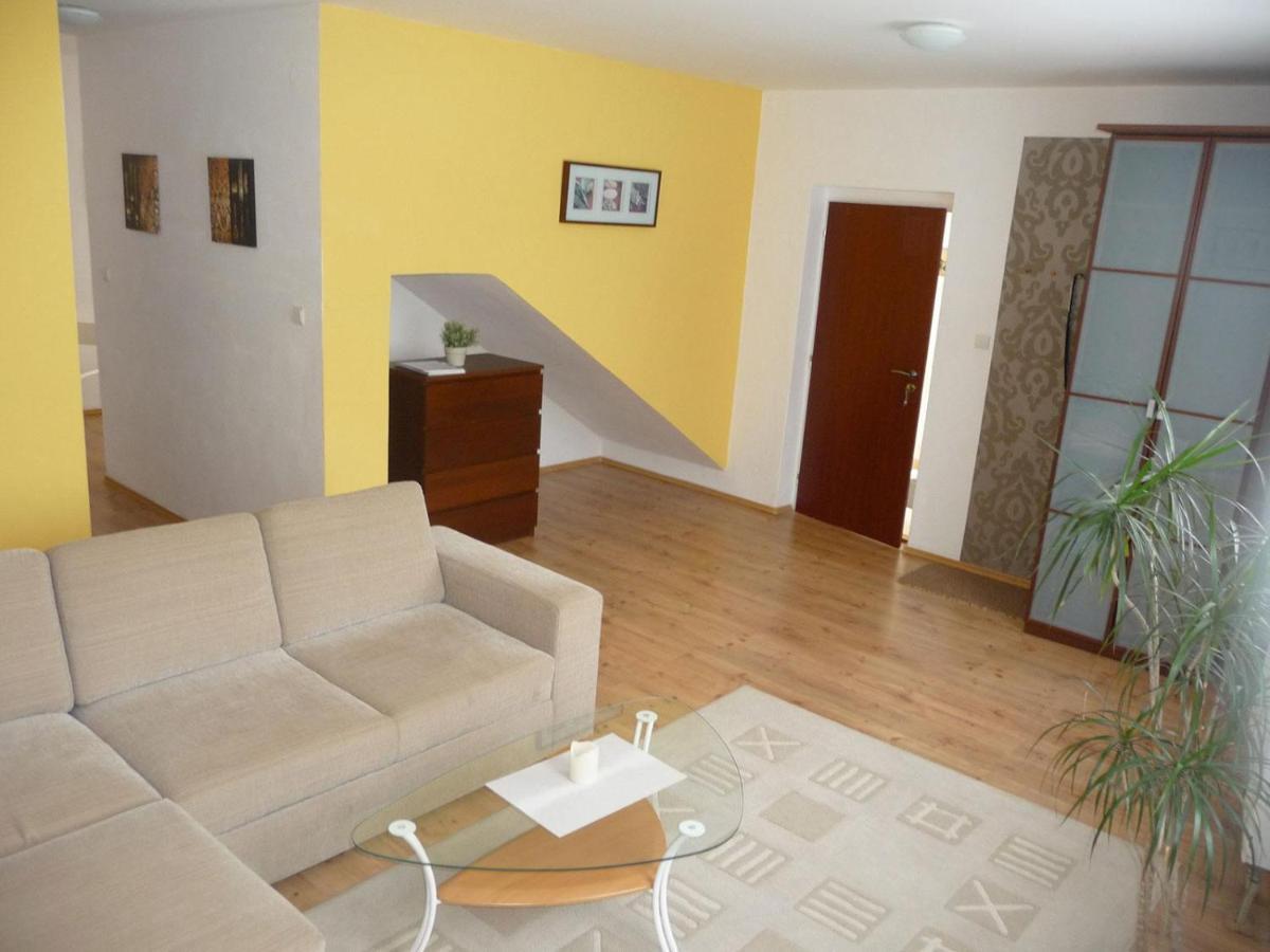 Ubytovanie City Apartman Trenčianske Teplice Dış mekan fotoğraf